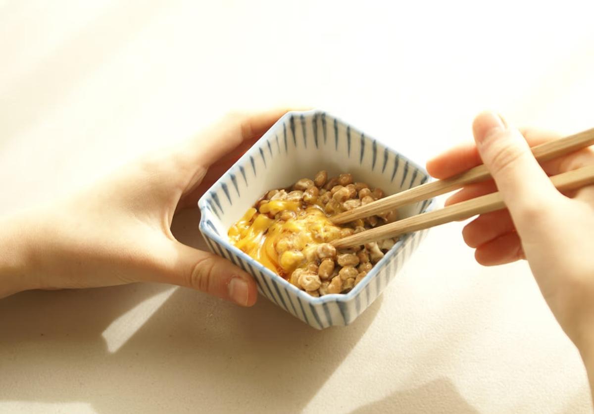 常温保存できるドンキ「秒でどこでもTKG!?卵かけ風ご飯のたれ」で、時短美味しいが叶ったよ