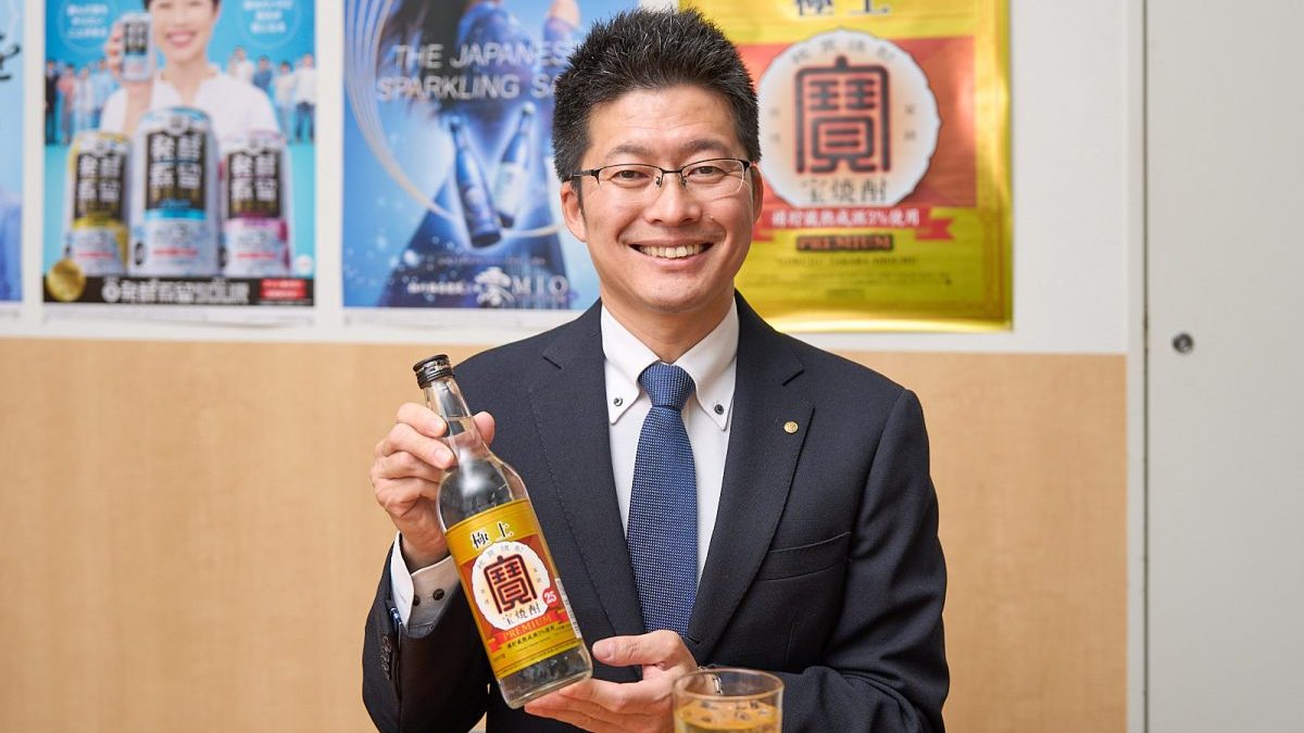 お茶割りに「極上〈宝焼酎〉」が合う理由を宝酒造の開発担当者に直撃！