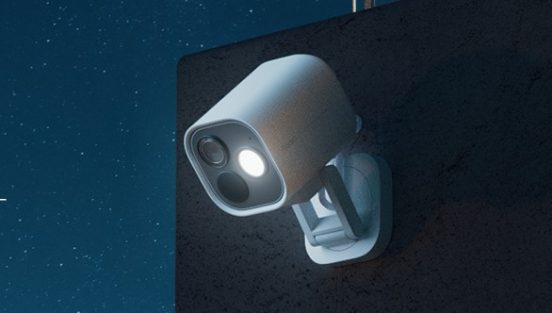 スポットライト＆サイレン搭載！ 威嚇機能で侵入者を防ぐ防犯カメラ「G5 Pro」