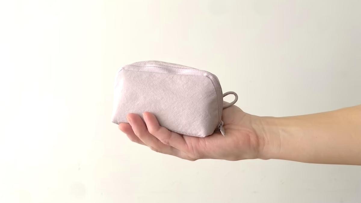 無印良品の新作ポーチ。「ミニポーチの使いづらいところ」がなくて快適でした