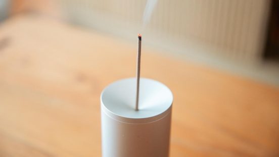 無印良品の490円で買える「お香」、好きすぎて5～6箱リピ買いしちゃいました。夫婦揃って愛用する理由