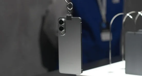 超薄型の「Galaxy S25 Edge」、フレームはチタン製？ カラバリや価格が判明したかも