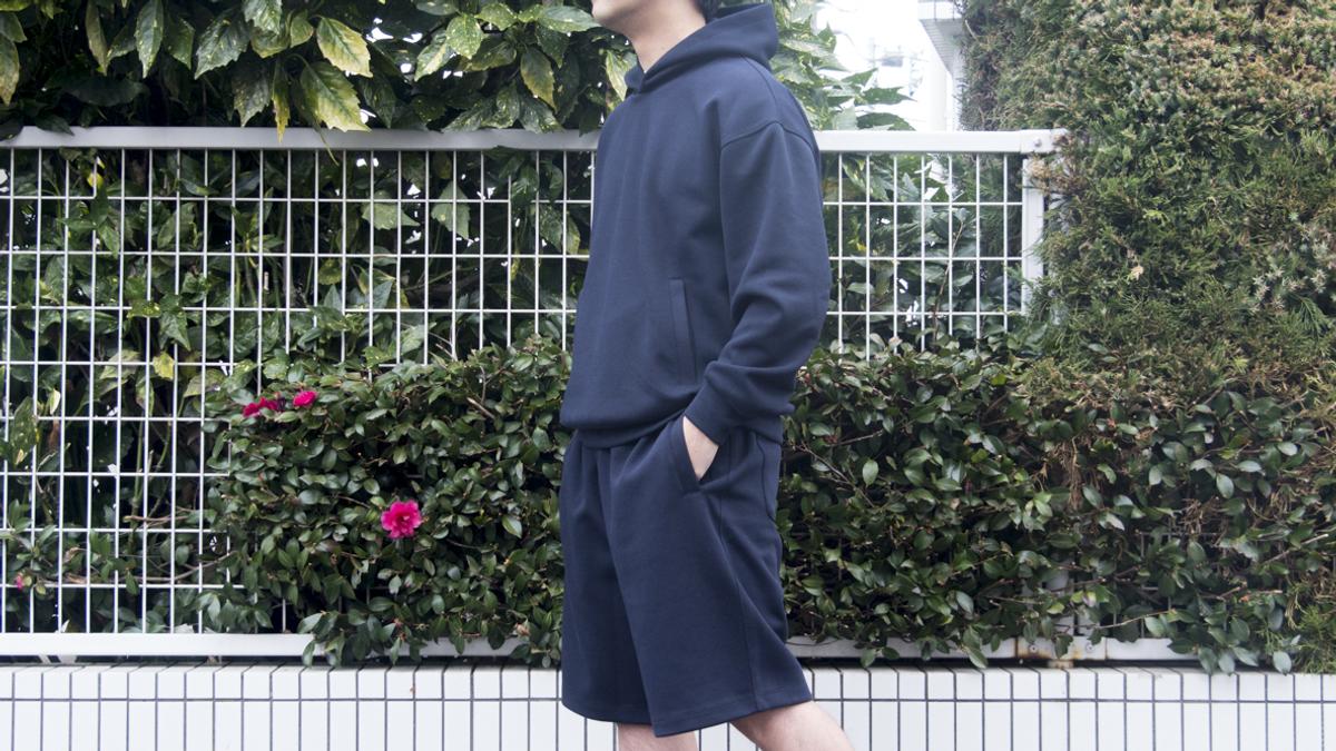 UNIQLO:Cの「スウェットワイドショーツ」と「スウェットプルパーカ」で“春の楽ちんセットアップ”を作ろう！