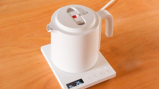 無印良品の新作ケトルは「温度調節機能」付き！ コーヒーも白湯も手間なくおいしく飲めるようになった