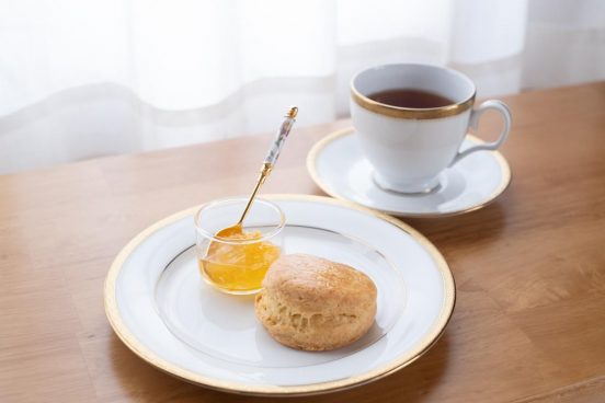 「ちょっと良い食器」ってセットで買うとこんなに安いんだ！ しかも電子レンジ可でガシガシ使えるとは