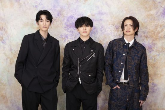 渡邊圭祐＆綱 啓永＆宮世琉弥「『女神降臨』のバンド演奏シーンは、役を超えて、素の自分たちで楽しんでいた」