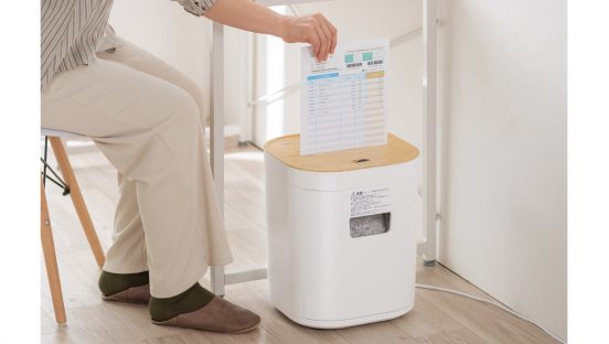 夜間でも気兼ねなく使える！ 自宅用に最適な静音設計のシュレッダー