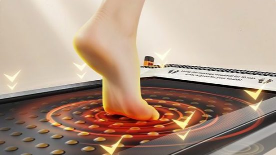 もっと健康的に「ながら運動」できちゃう!? 心地よい「ツボ刺激ボード」付きルームランナー「AKLUER」