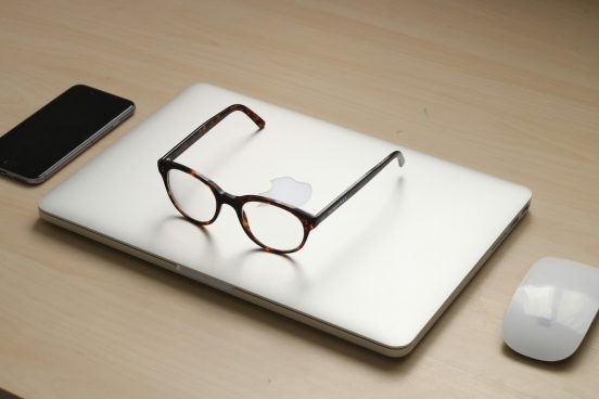 期待していい？ アップルが「スマートグラス」を2026年末に投入か