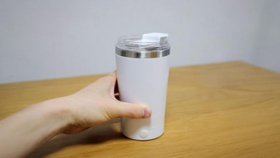 自動かき混ぜ機能を持つ魔法のカップで「粉系の飲み物」がうまく混ざらない問題を解決できた！