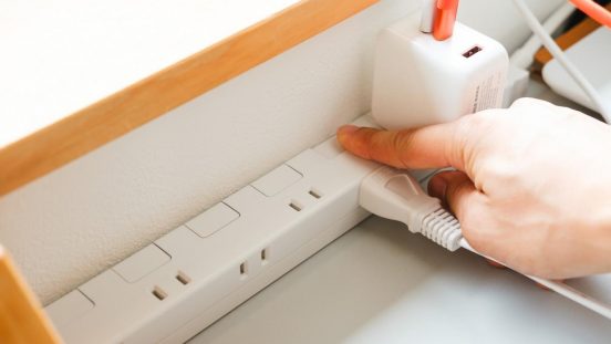無印良品の工夫たっぷりの「新作電源タップ」で簡単に節電できるようになった