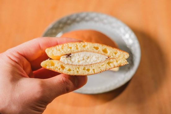 老舗が作る、食べられるまでに1時間かかる「どら焼き」がおいしい！ コンビニスイーツより断然こっちかも