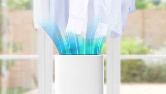 梅雨のジメジメを快適に！ 小さいから家中あちこちで使える「どこでもコンパクト除湿機」