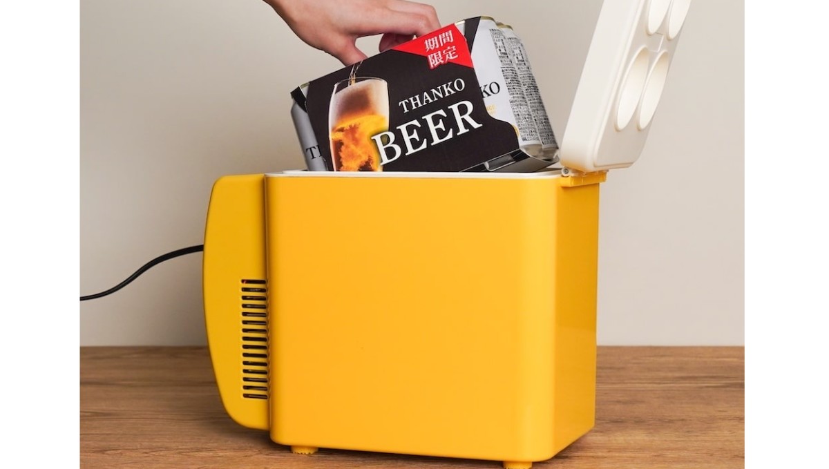 家飲みや晩酌のお供に！ 缶ビール6本がすっぽり入るミニ冷蔵庫