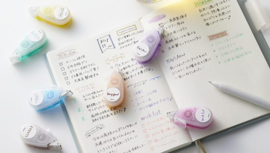 手帳を自分仕様に簡単アレンジ！ デコレーションテープ「デコラッシュ」に限定“Topic柄”が登場