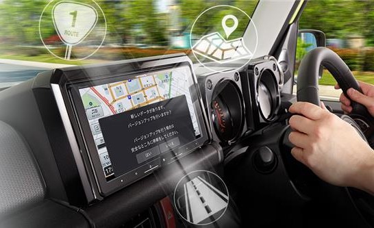 大画面化で見やすさアップ「車載フローティングカーナビ」の2025年トレンドは？ 4大ブランドの最新モデルをチェック！