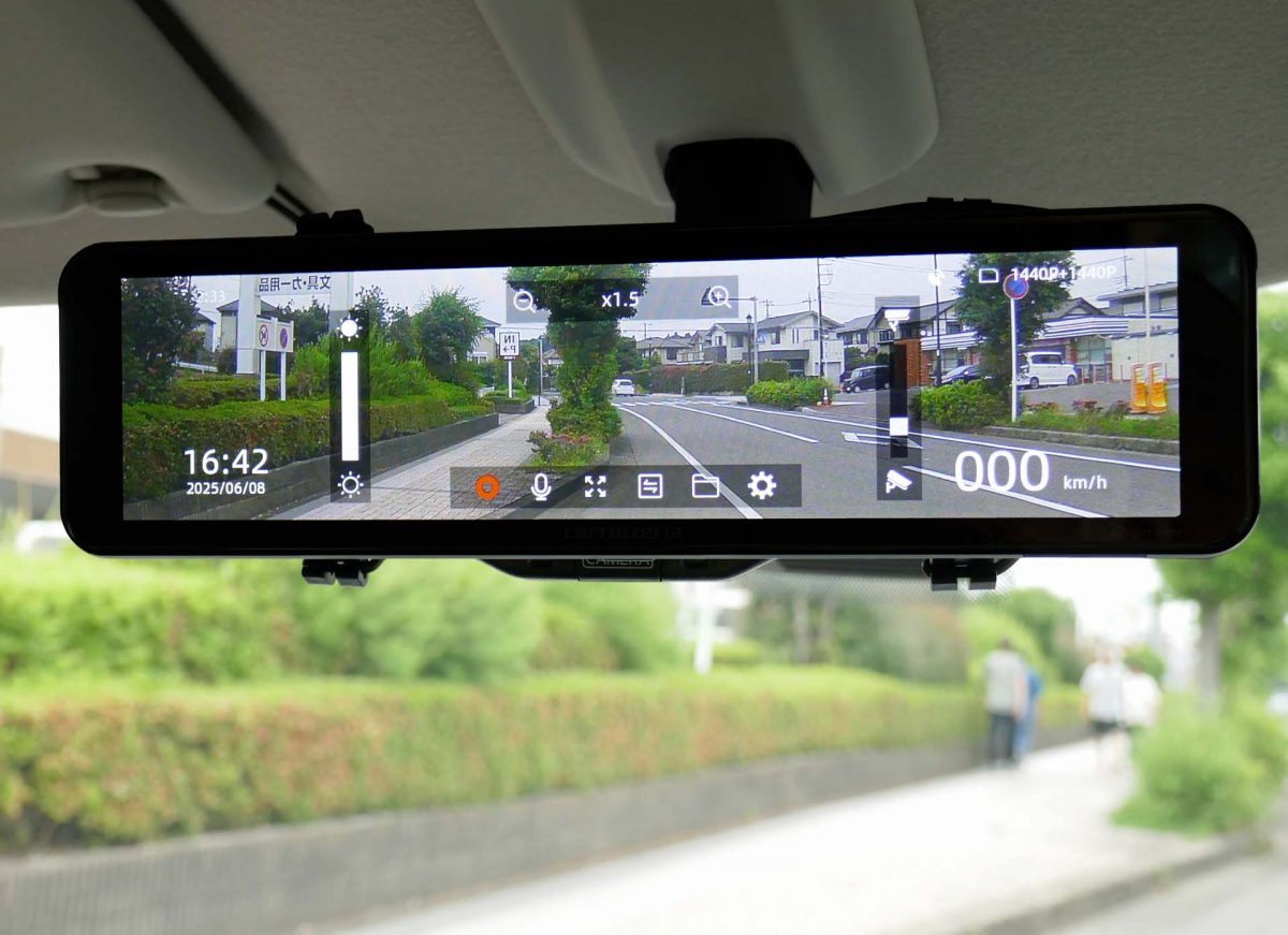 370万画素の高解像度で後続車もクッキリ！パイオニア「デジタルミラー型ドライブレコーダー」の実力は？