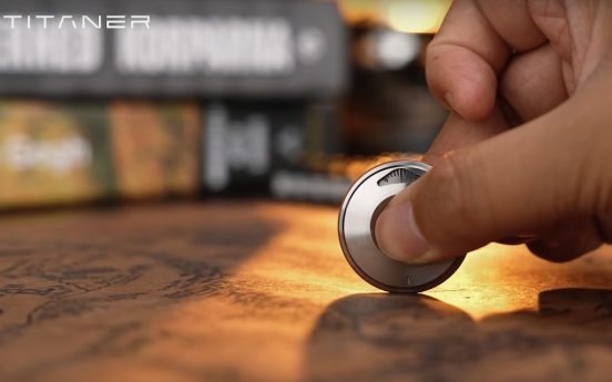 新機軸のメジャーに世界が期待！ 曲がった物の長さをすいすい測るミニリング型「Tiroler 2.0」