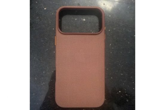 ゴムのようなグリップ感？ 次期「iPhone 17」の新ケースが流出！