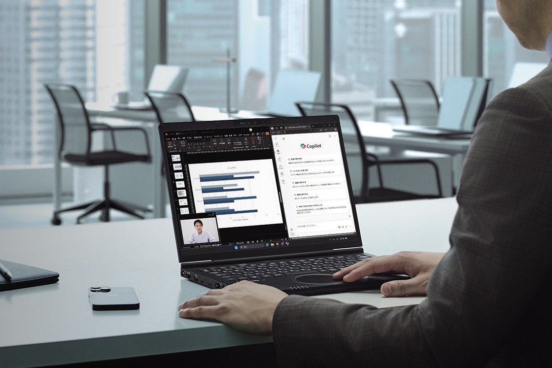 大画面で作業を効率化！ 14.0型モバイルPCレッツノート「FC」の個人向けモデルが登場