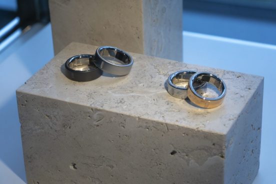 北欧発の高級スマートリング「Oura Ring 4」日本上陸。薄型化しバッテリーも強化