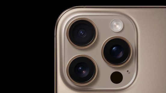 アップル、iPhone用の独自カメラセンサー開発中？