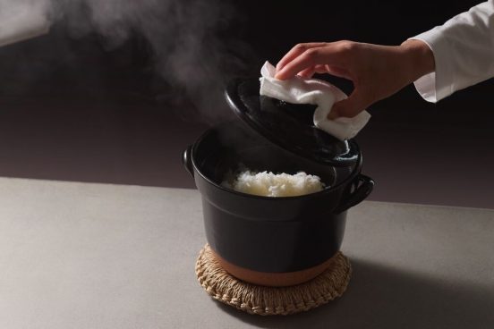 レンジで再加熱OK！ 無印良品から萬古焼の「ごはん鍋＆一膳おひつ」が9月10日発売