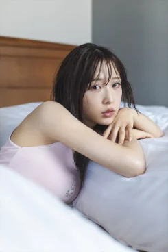 AKB48・小栗有以、初のフォト＆スタイルブック発売決定　先行カットも公開