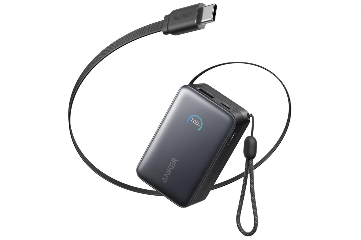 ケーブル巻き取り式モバイルバッテリーが5000円台！ プライム感謝祭で17％オフとお手頃に
