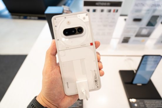 「Nothing Phone (3a) Lite」、4万円台で買えちゃう?