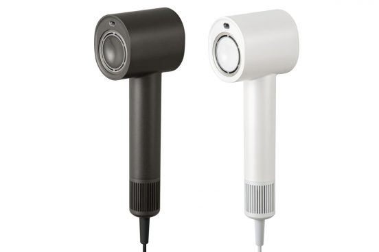 エディオン×ニトリが本気で作った！髪を乾かしながらケアする「ナノうるおいミスト美髪ドライヤー」誕生