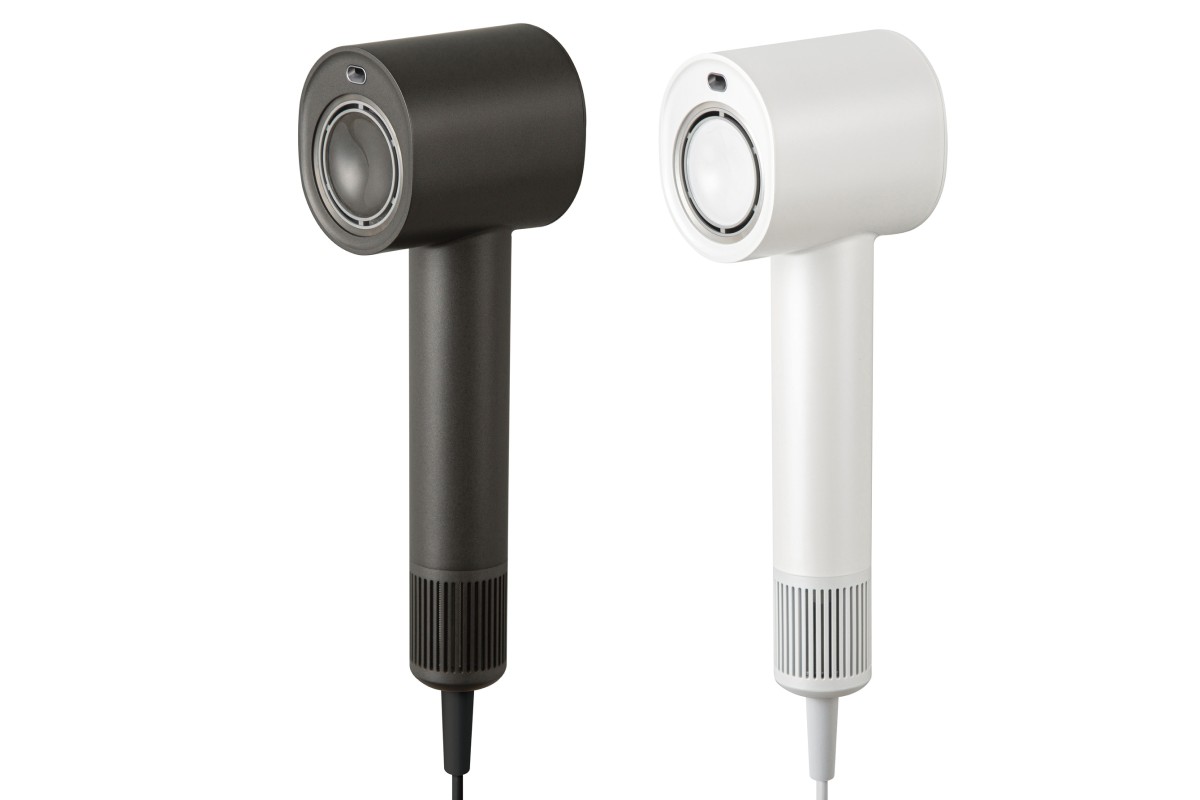 エディオン×ニトリが本気で作った！髪を乾かしながらケアする「ナノうるおいミスト美髪ドライヤー」誕生
