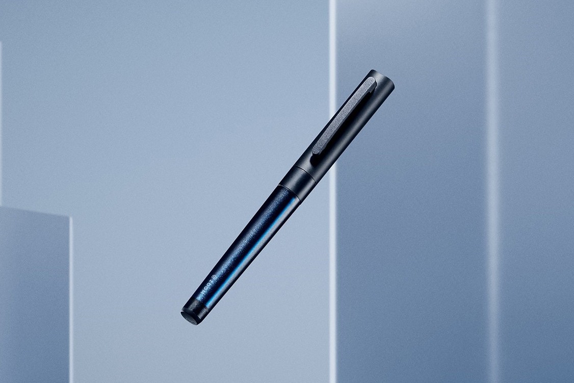 表情を変える“二重構造ボディ”──トンボ鉛筆の水性ゲルボールペン「ZOOM L1」に新色5色登場