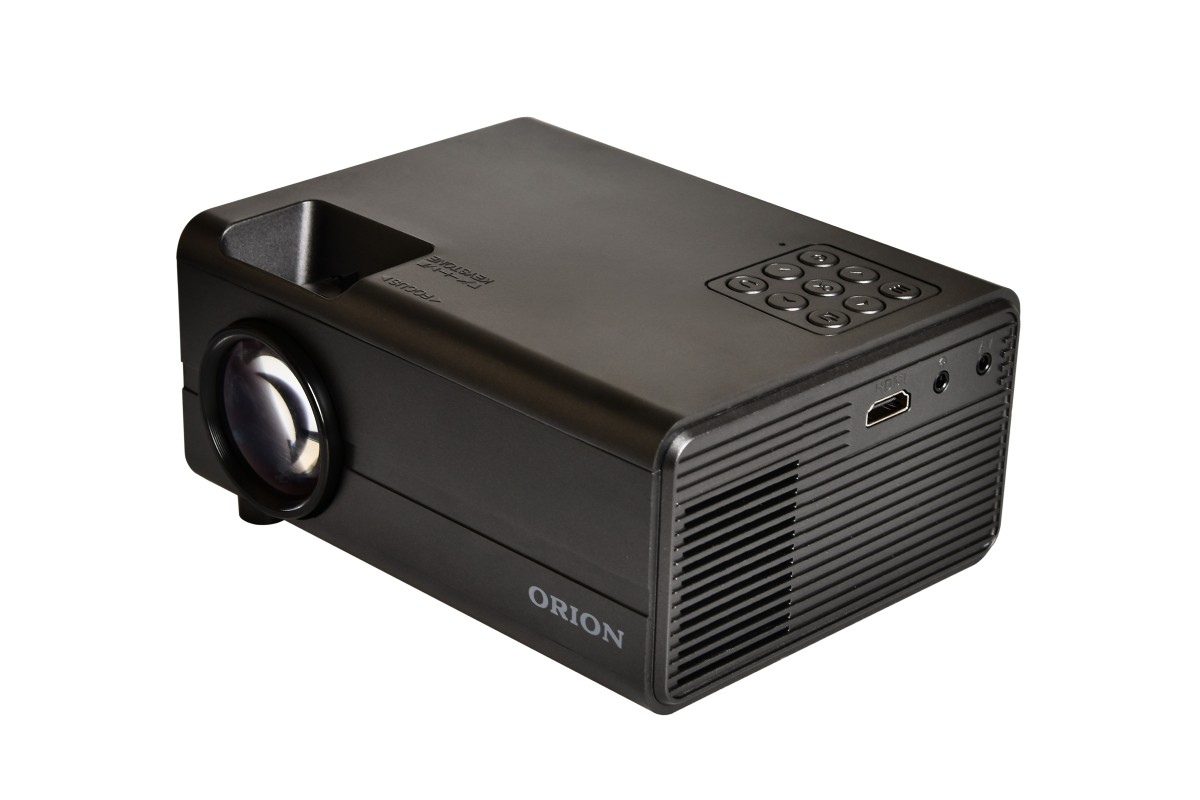 地デジもネット動画もこれ1台！ 最大150インチの大画面が楽しめる「ORION チューナー内蔵スマートプロジェクター」