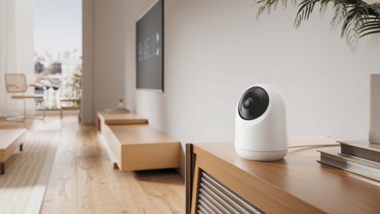 家族の安全と健康を支える！ 厳選した見守りカメラ／センサーをチェック