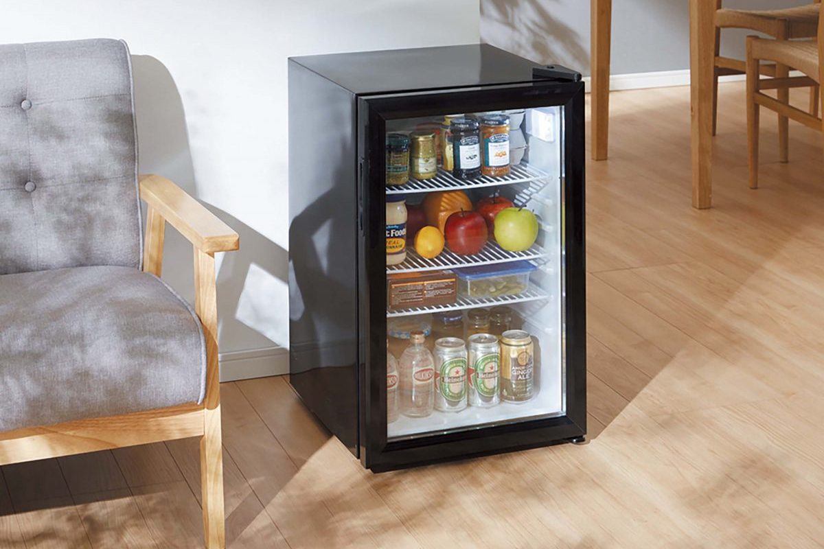 縦に積める、もはや家具——ライフスタイルに合わせてレイアウトしたいセカンド冷蔵庫4選