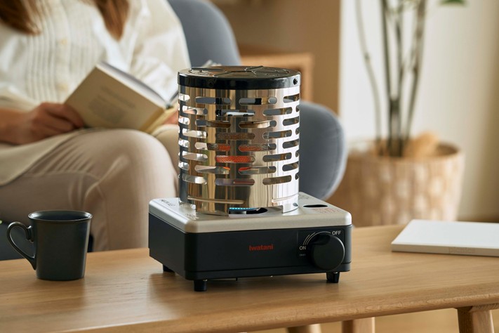 停電・災害時に暖を取れる！ こんろ／ストーブの1台2役で使えるイワタニ「イザまる」