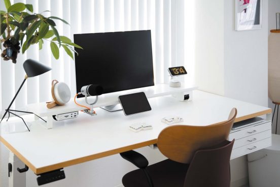 真似したくなる！ デスクセットアップ【スッキリ見せる配線整理編】