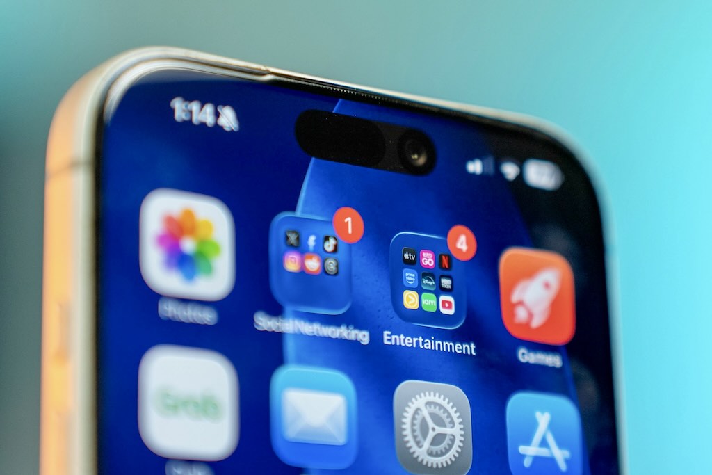 次期iPhone 18 Proのダイナミックアイランド、中央のままが正解？