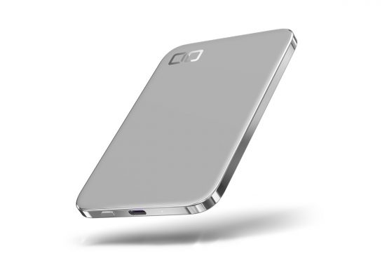 厚さわずか4.98mm！ 世界最薄級のモバイルバッテリー「SMARTCOBY ULTRA SLIM 3K」