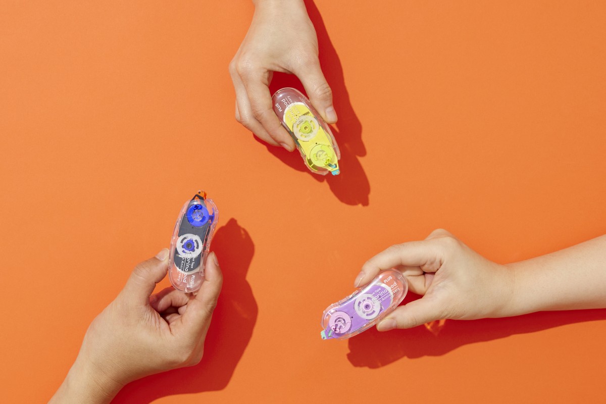 スケルトン×マルチカラーで“レトロポップ”な仕上がり！ テープのり「ノリノポッド」10周年記念モデル登場