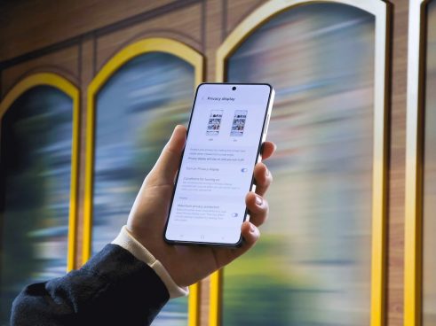 Galaxy S26 Ultra、前モデルより画面が暗い？プライバシー機能の意外な代償
