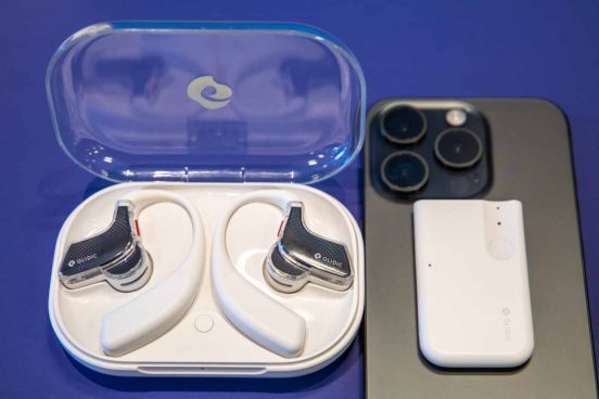 “会話が資産になる”時代へ！ 人を成長させるAIイヤホン「GLIDiC AI＋u Buds」とは何か