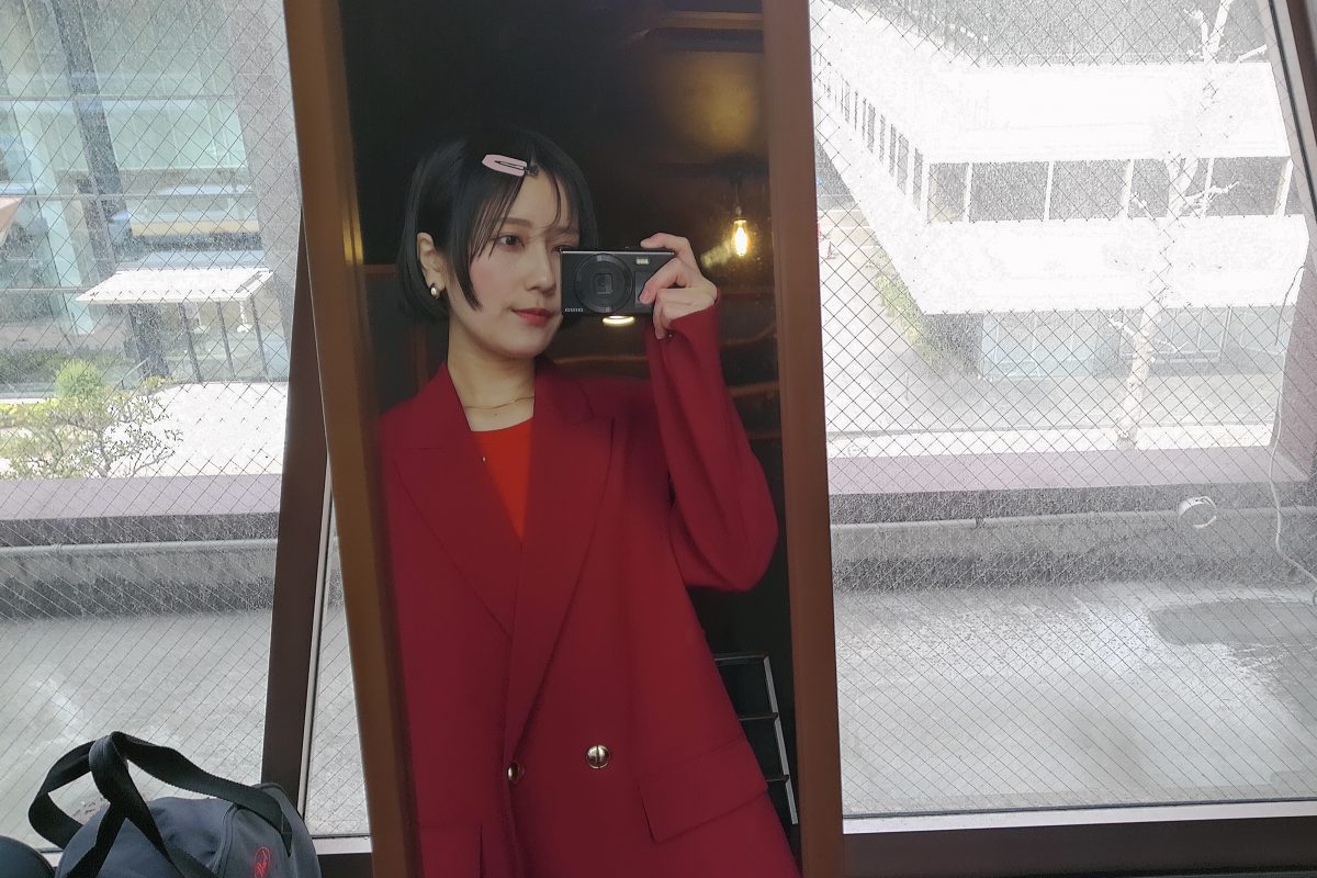 スマホ時代にあえて選ぶ、デジカメならではの醍醐味―「Faulieu.」のギタリスト・Kahoがレトロなコンデジに魅せられた理由