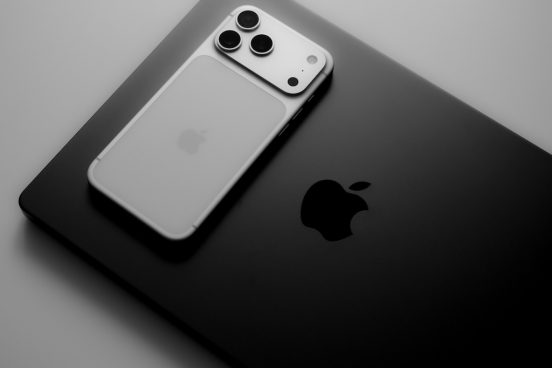 次期iPhone 18 Pro、ブラック復活の可能性が遠のく