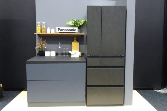 3か月後の霜を80％抑制！＆電力ひっ迫に合わせて自律的に節電する業界初の冷蔵庫ーパナソニック「WX/HYタイプ」の新モデル