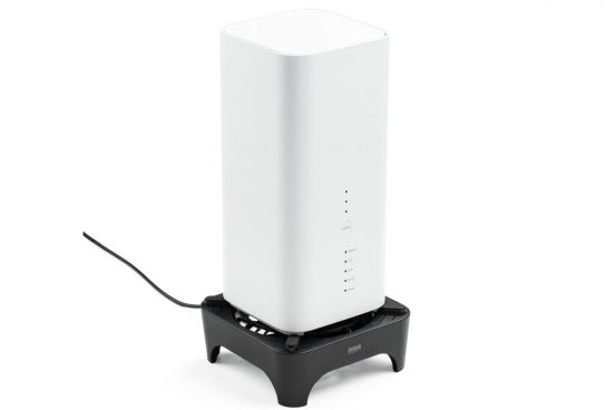 夏場のルーターの“熱ごもり”対策に！ 約18dBの静音設計の小型冷却クーラー