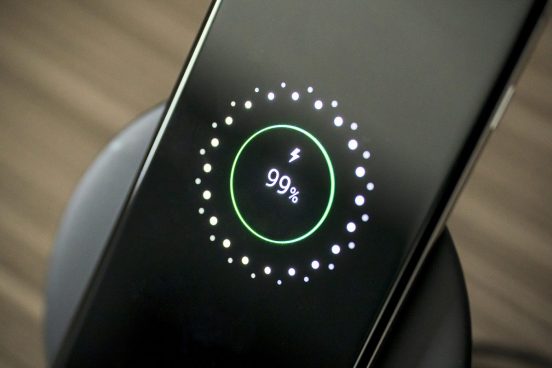 Galaxy S27 Ultraのバッテリー、ついに「5000mAhの壁」を突破か？ 新技術シリコンカーボン電池搭載のウワサ