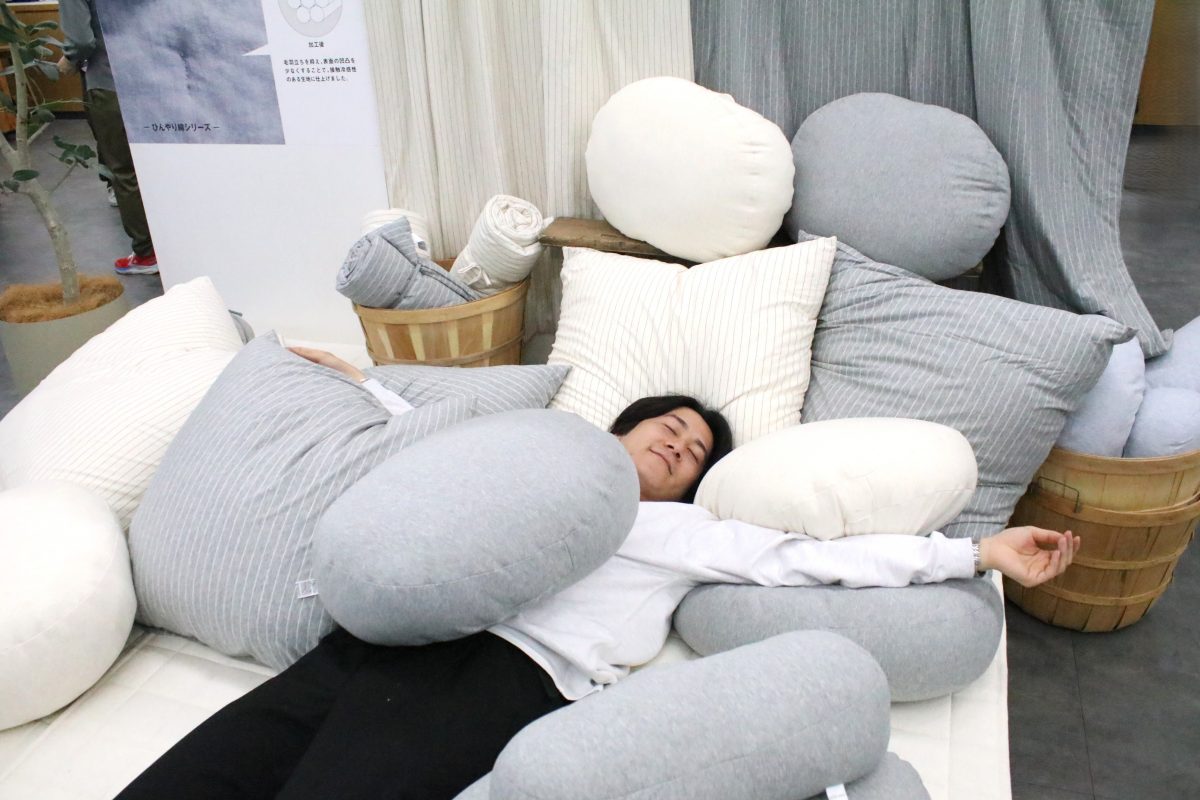 無印良品の夏の新作発表会レポート。今年の猛暑は接触冷感素材と持たなくてもいいハンディファンで乗り切れ！