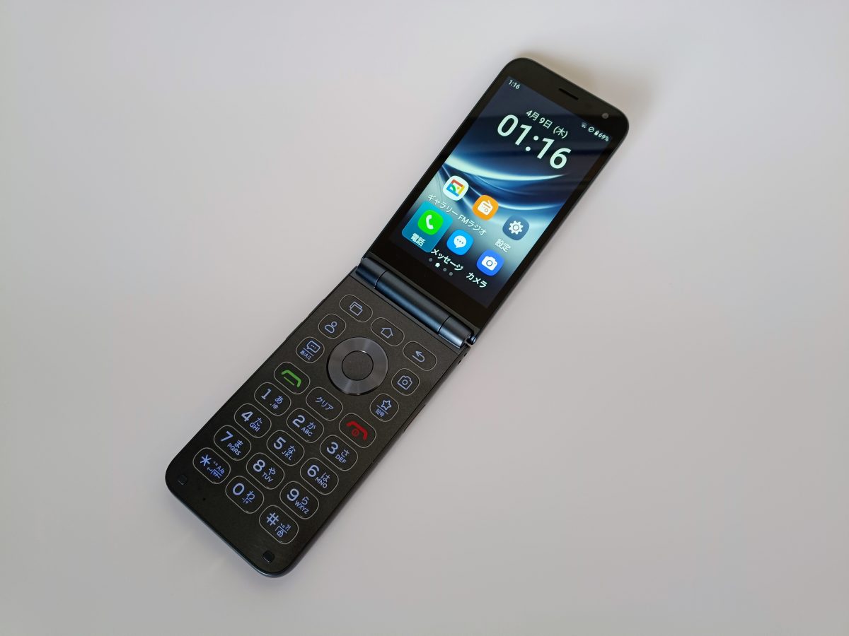 あえて万能を捨てる“ケータイ型スマホ”という選択。「MIVE ケースマ」が実現する、無理のないデジタルデトックス